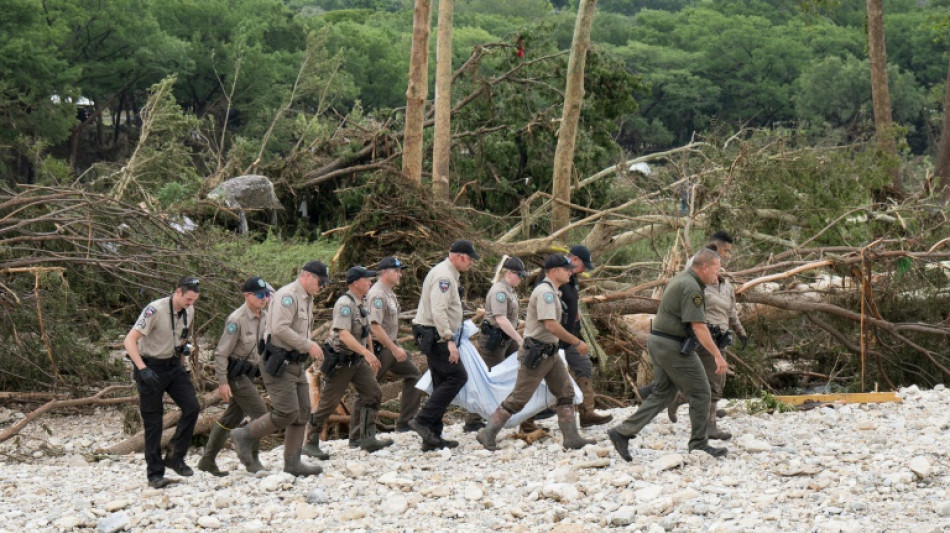 Un centenar de muertos y más de 160 desaparecidos por las inundaciones en Texas