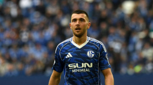 Schalke zur&uuml;ck an der Spitze