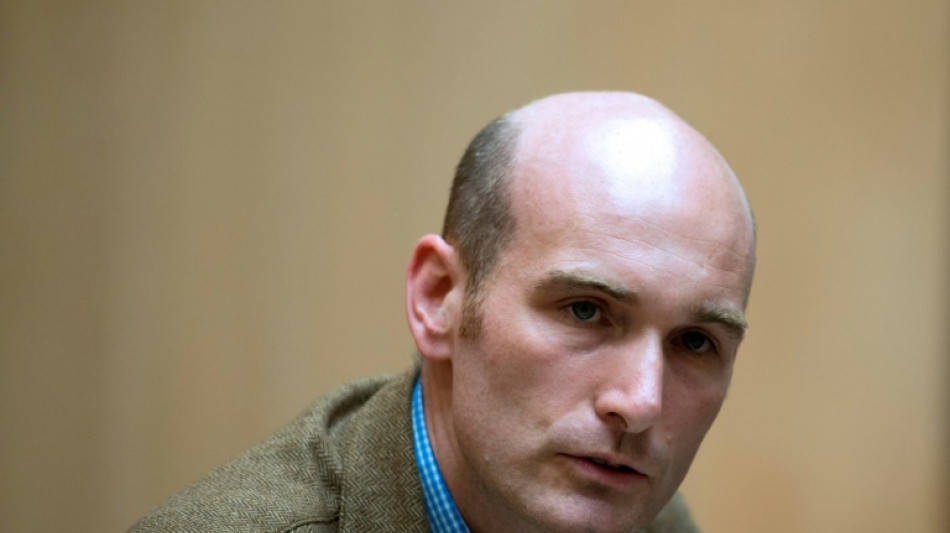 Exreh&eacute;n recuerda el humor s&aacute;dico de los "Beatles" del EI durante juicio