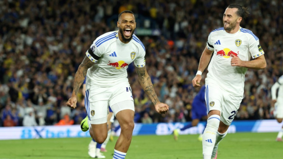 Leeds comemora retorno &agrave; Premier League com vit&oacute;ria sobre o Everton