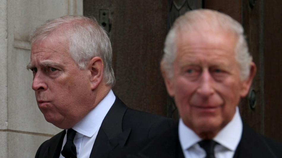 Charles III retire ses titres &agrave; son fr&egrave;re Andrew, emport&eacute; par l'affaire Epstein