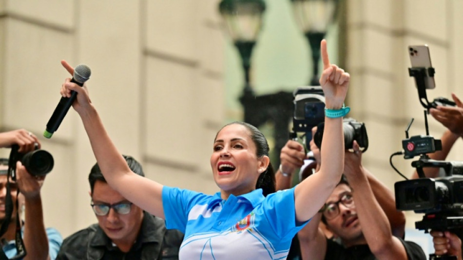 Candidata &agrave; Presid&ecirc;ncia do Equador denuncia mudan&ccedil;as em sua equipe de seguran&ccedil;a