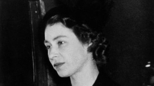 Au Kenya, Elizabeth s'est couch&eacute;e princesse et s'est r&eacute;veill&eacute;e reine