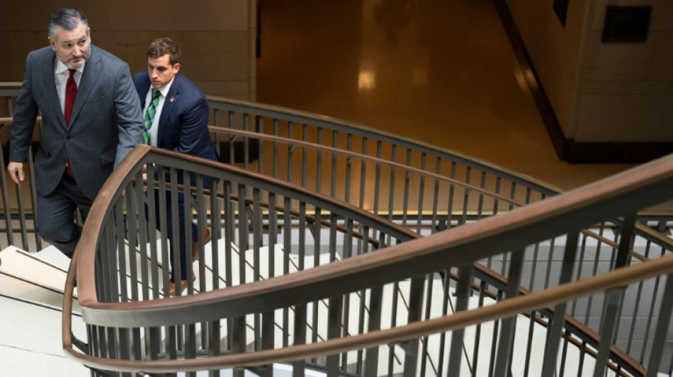 Legisladores de EEUU condenan a China por el globo y Pek&iacute;n denuncia una "exageraci&oacute;n"