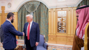 S&iacute;ria celebra suspens&atilde;o formal das san&ccedil;&otilde;es americanas