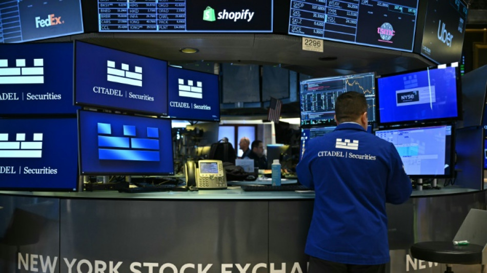 Wall Street accuse le coup de la guerre commerciale lanc&eacute;e par Trump