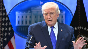 Trump verh&auml;ngt nach Niederlage vor Oberstem Gericht zehnprozentigen weltweiten Zoll