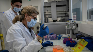 Dans un laboratoire fran&ccedil;ais, le grand livre ouvert de l'ADN