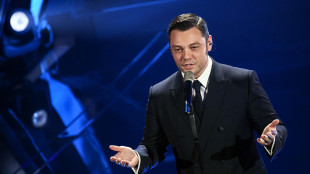 Tiziano Ferro ufficializza il divorzio con Victor Allen