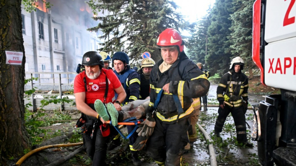 Russia, Ukraine accuse each other of delaying prisoner swap