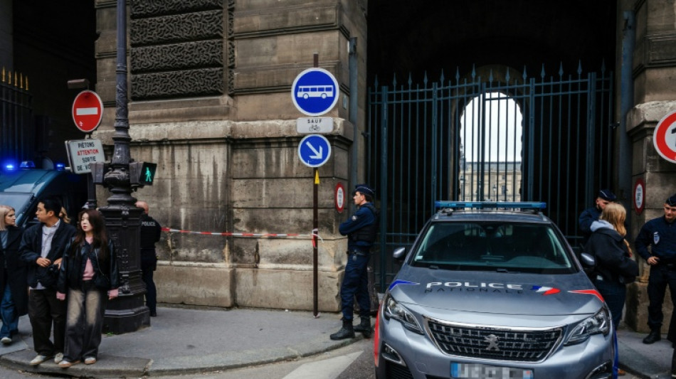 Spektakul&auml;rer Einbruch im Pariser Louvre: Polizei fahndet nach vier Dieben 