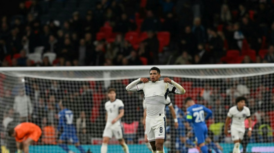 Inglaterra perde para Gr&eacute;cia (2-1) em Wembley na Liga das Na&ccedil;&otilde;es