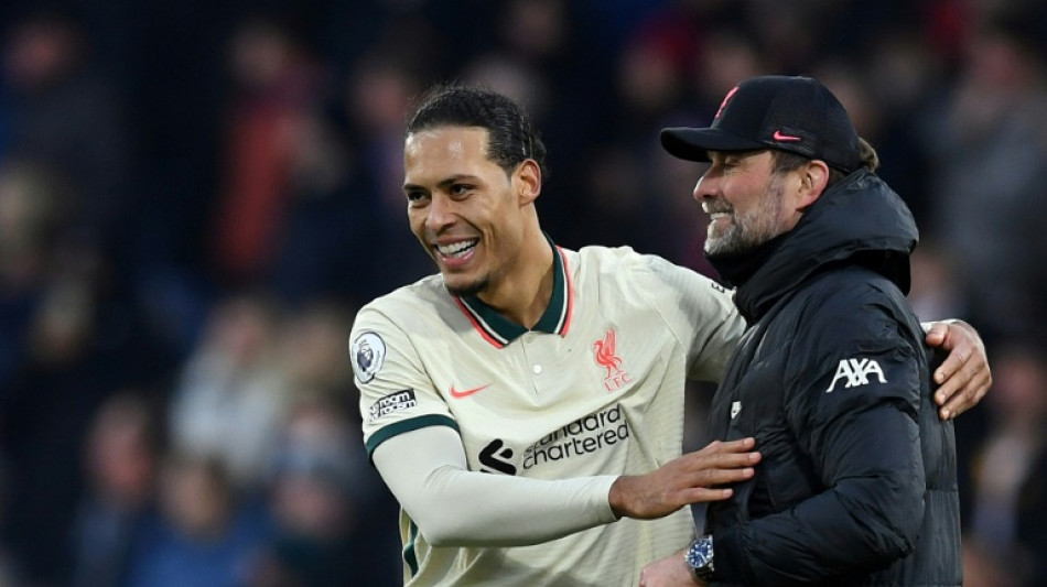 Liverpool ter&aacute; 'grande trabalho' para substituir Klopp, admite Van Dijk