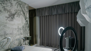 Dans l'ombre des fr&egrave;res Tate, les coulisses des studios de camgirls