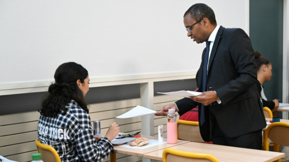 Le bac se poursuit avec l'&eacute;preuve de philo, qui a perdu une partie de son enjeu