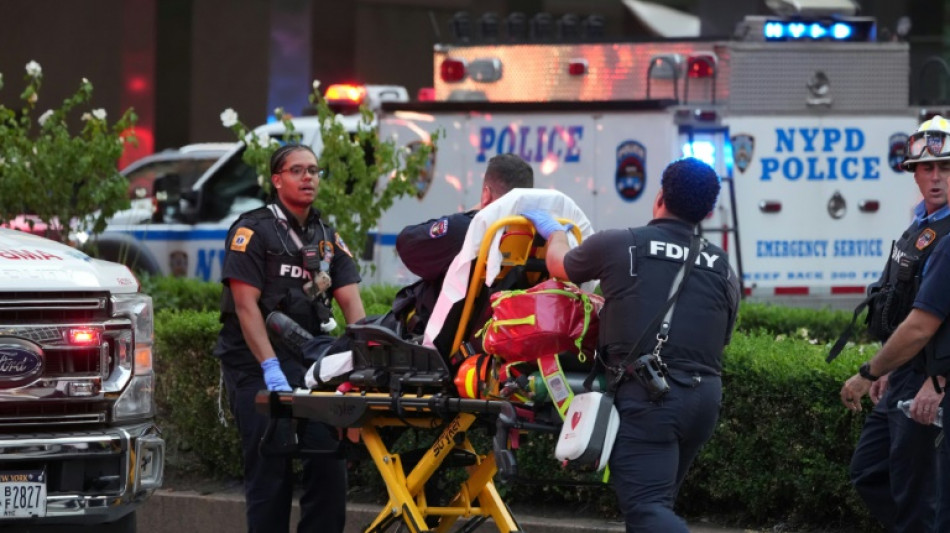 Five dead including gunman in New York office shooting spree