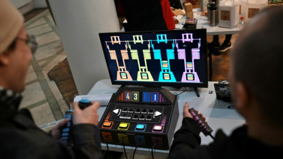 Argentine: contre l'obsolescence électronique, un collectif recycle et innove