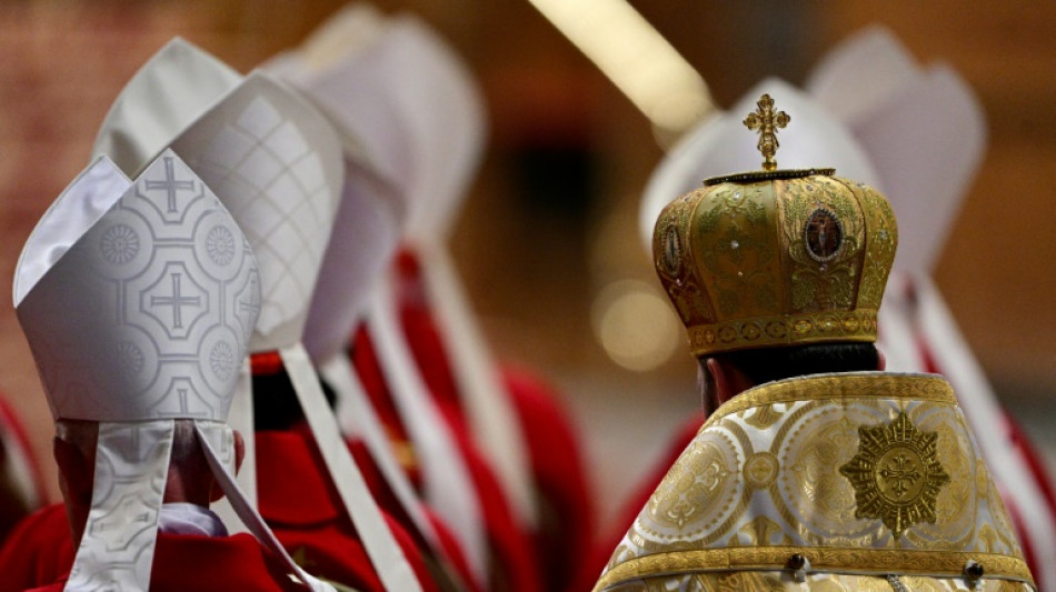 Cardinals meet ahead of vote for new pope