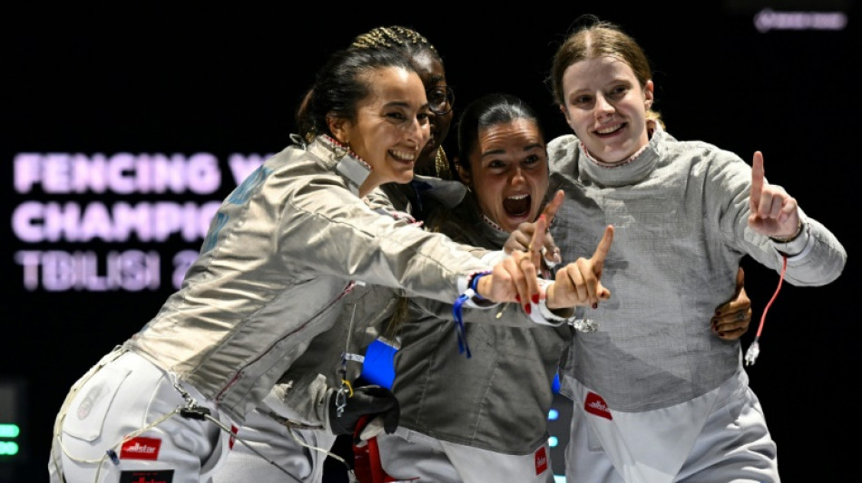 Escrime: les sabreuses fran&ccedil;aises championnes du monde par &eacute;quipes