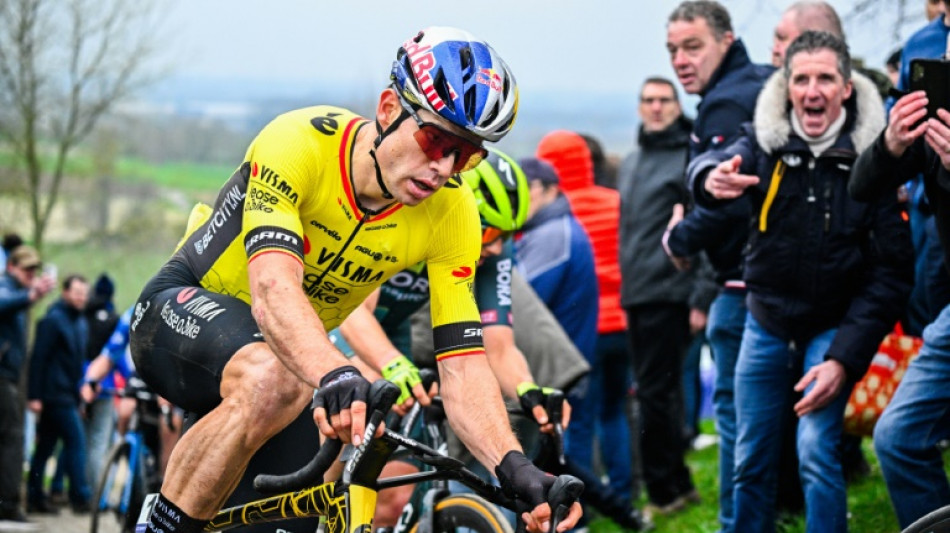 Cyclisme: massacres &agrave; la cha&icirc;ne dans le peloton