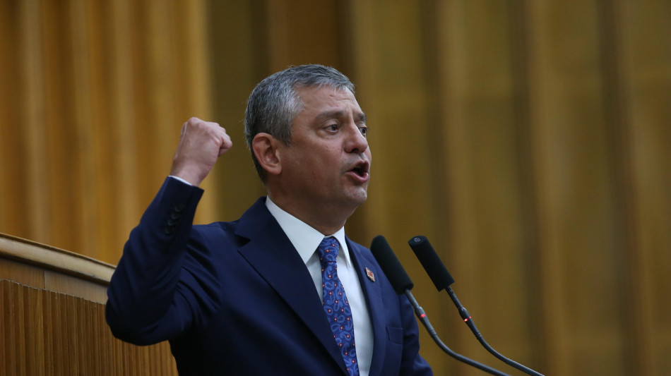 Ex leader opposizione in Turchia sfida Erdogan, 'fondo un nuovo partito'